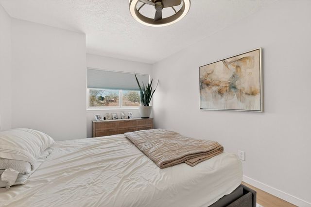 5301 Hattiesburg Avenue NW, Albuquerque, NM 87120