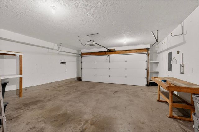 5301 Hattiesburg Avenue NW, Albuquerque, NM 87120