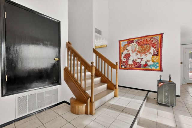 5301 Hattiesburg Avenue NW, Albuquerque, NM 87120