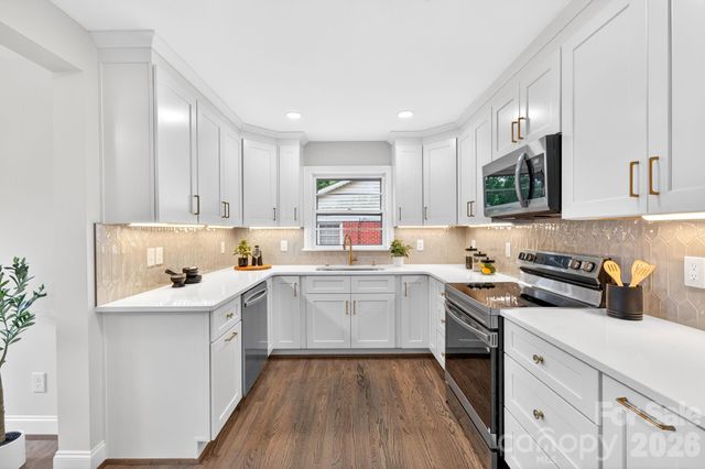 1434 Waddell Street, Charlotte, NC 28216