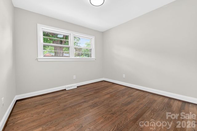 1434 Waddell Street, Charlotte, NC 28216