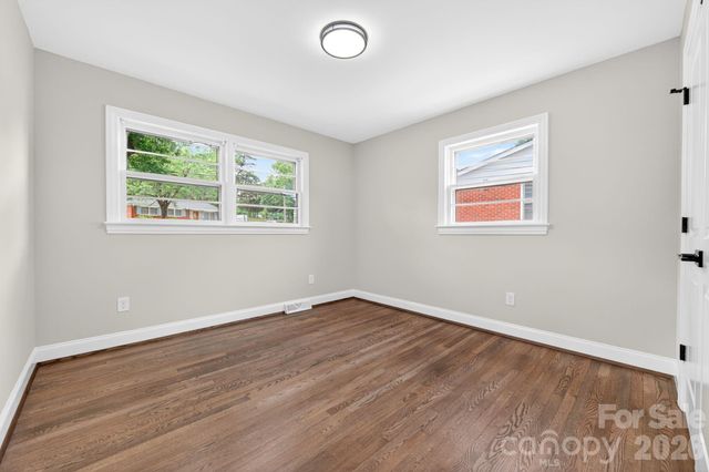 1434 Waddell Street, Charlotte, NC 28216