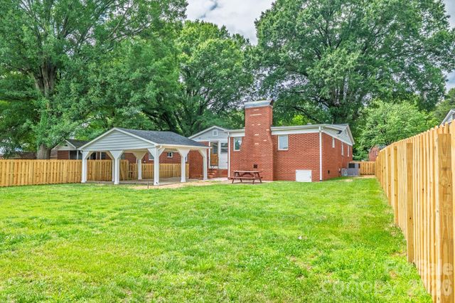 1434 Waddell Street, Charlotte, NC 28216