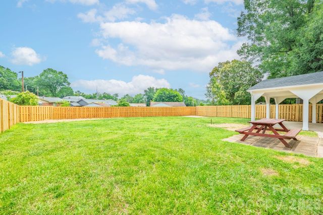 1434 Waddell Street, Charlotte, NC 28216