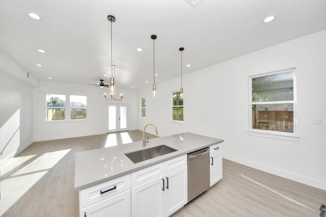 9021 Spaulding Street, Houston, TX 77016