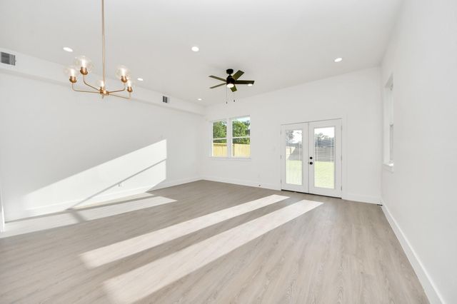 9021 Spaulding Street, Houston, TX 77016