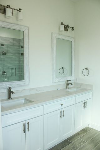 102 Country Road 4511, Decatur, TX 76234