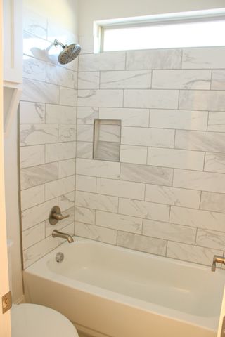 102 Country Road 4511, Decatur, TX 76234