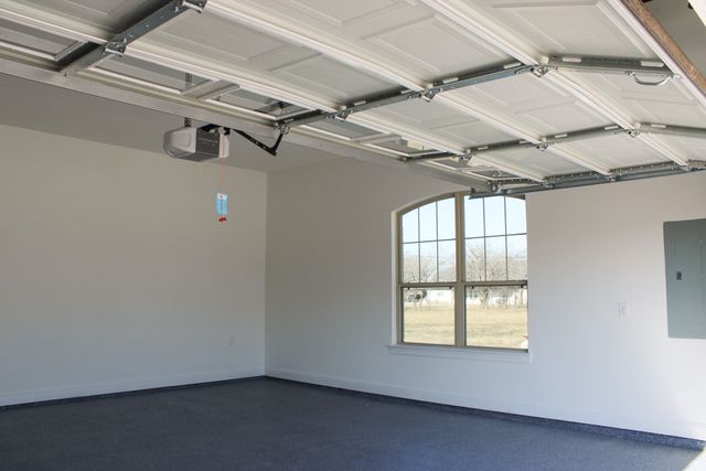 102 Country Road 4511, Decatur, TX 76234