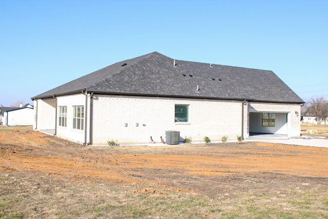 102 Country Road 4511, Decatur, TX 76234