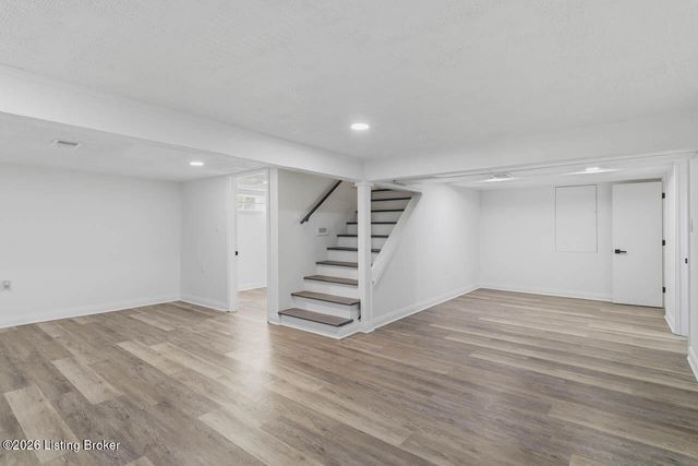 6315 Tioga Rd, Louisville, KY 40214