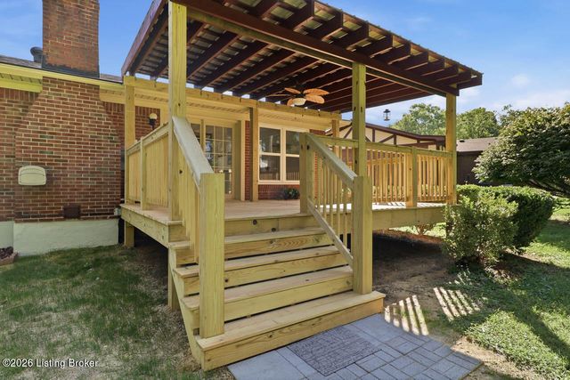 6315 Tioga Rd, Louisville, KY 40214