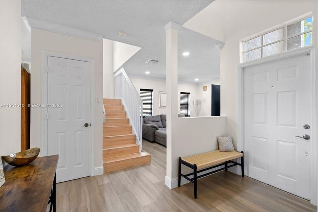 9128 SW 211th Ln, Cutler Bay, FL 33189