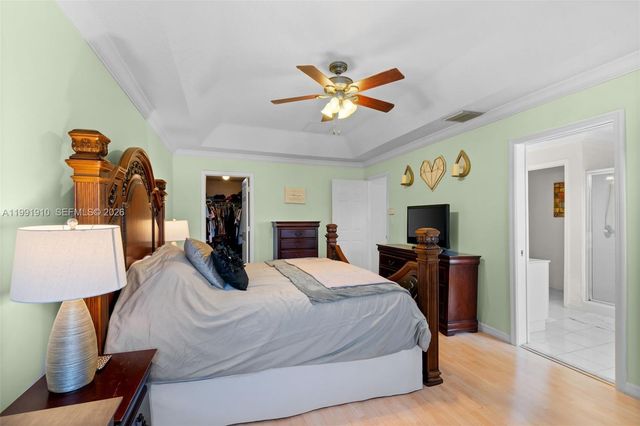 9128 SW 211th Ln, Cutler Bay, FL 33189