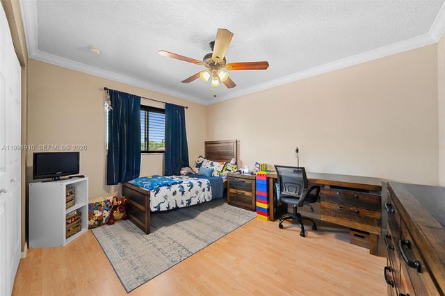 9128 SW 211th Ln, Cutler Bay, FL 33189