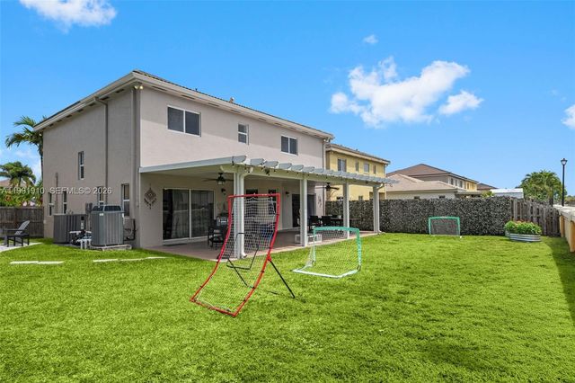 9128 SW 211th Ln, Cutler Bay, FL 33189