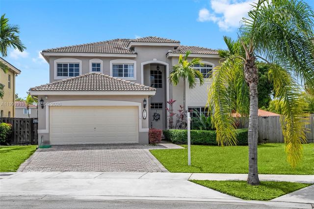 9128 SW 211th Ln, Cutler Bay, FL 33189