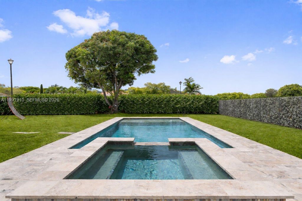 9128 SW 211th Ln, Cutler Bay, FL 33189