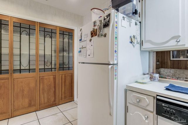 5600 San Gabriel Dr, Pensacola, FL 32504