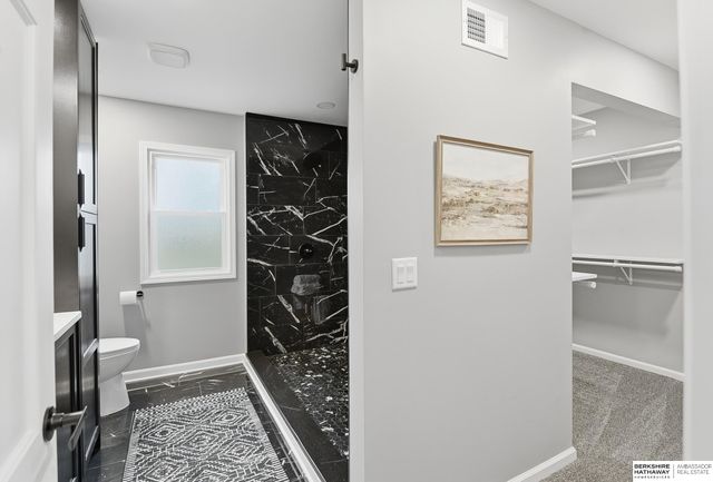 9468 Jackson Circle, Omaha, NE 68114