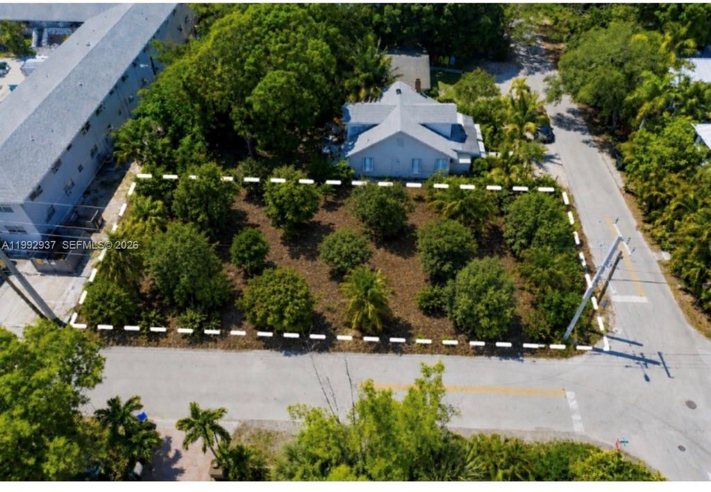 1301 SW 7th Street, Fort Lauderdale, FL 33312