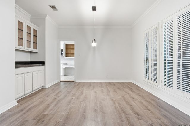 1707 ALPINE CIR, San Antonio, TX 78248