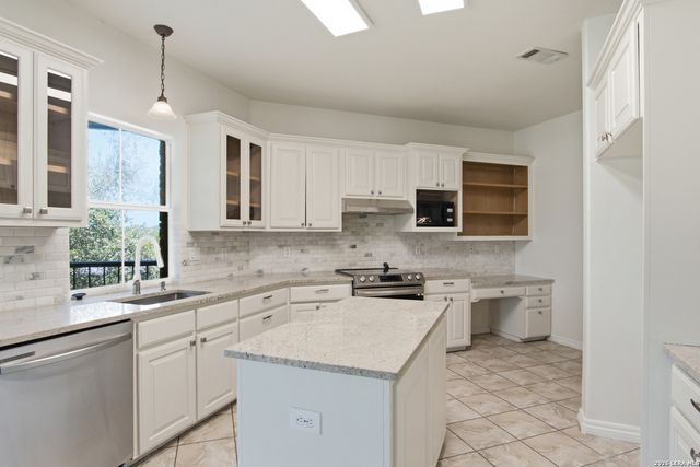 1707 ALPINE CIR, San Antonio, TX 78248