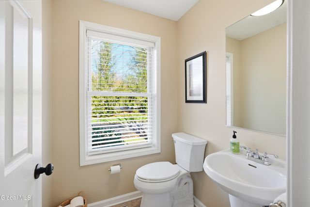 167 Harvard Road, Colonie, NY 12189