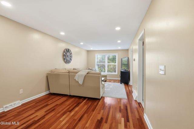 167 Harvard Road, Colonie, NY 12189