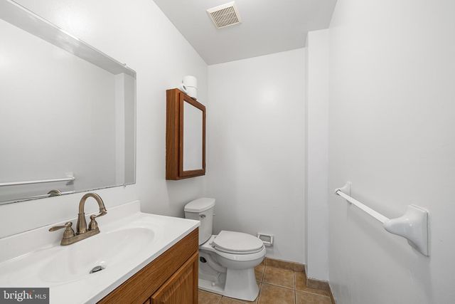 621 HILLCREST CT, Media, PA 19063