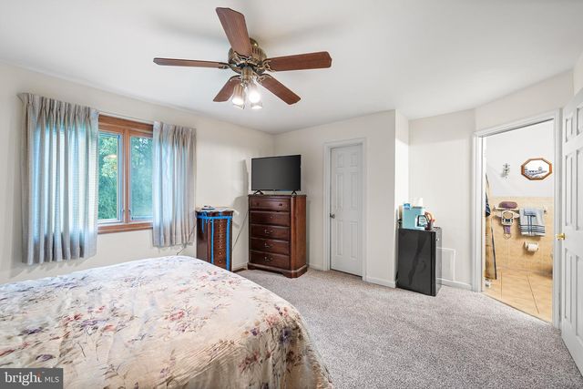 621 HILLCREST CT, Media, PA 19063