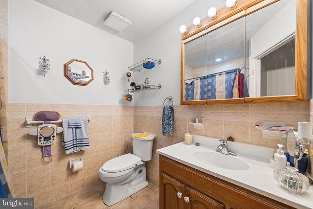 621 HILLCREST CT, Media, PA 19063