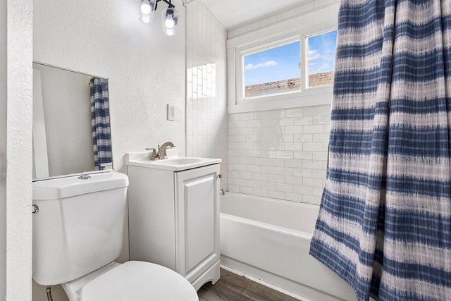 3299 N 9th STREET, Milwaukee, WI 53206