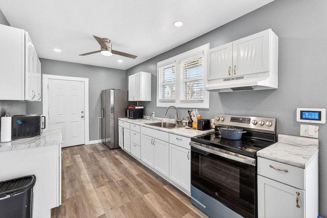 3299 N 9th STREET, Milwaukee, WI 53206