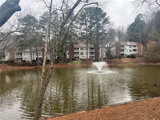 1244 Keys Lake NE Drive, Brookhaven, GA 30319