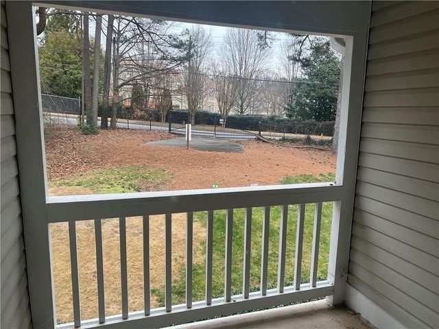 1244 Keys Lake NE Drive, Brookhaven, GA 30319