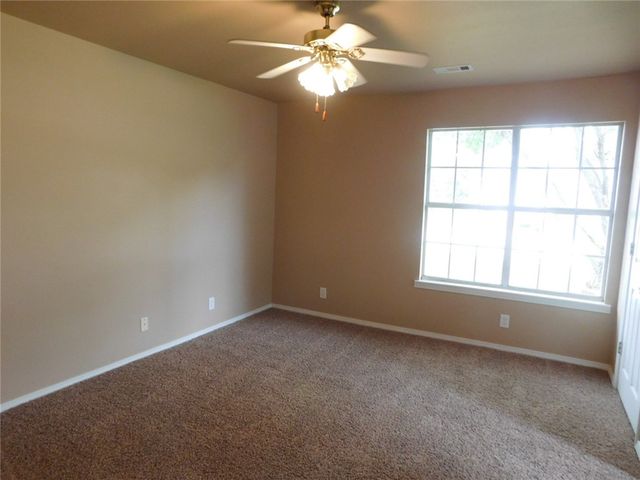 29 Cheryl Circle, Bentonville, AR 72712