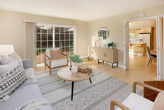 875 Tartarian Way, Sunnyvale, CA 94087