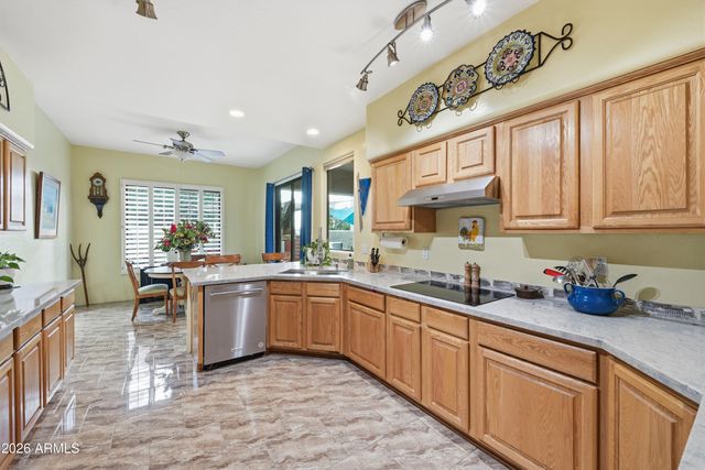 333 N PENNINGTON Drive N 2, Chandler, AZ 85224