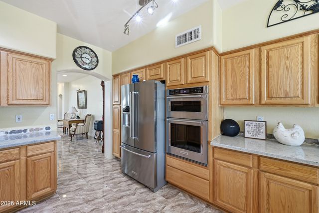 333 N PENNINGTON Drive N 2, Chandler, AZ 85224