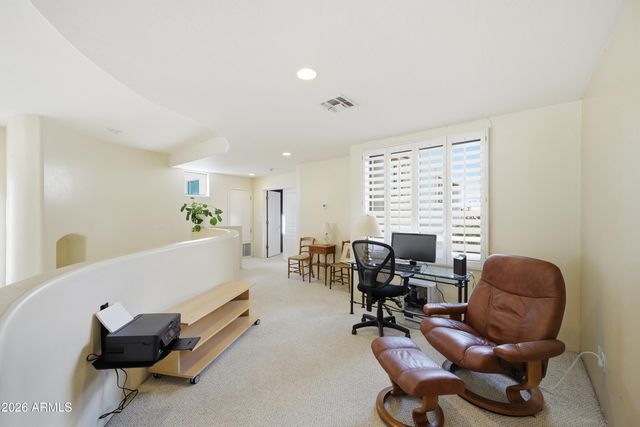 333 N PENNINGTON Drive N 2, Chandler, AZ 85224