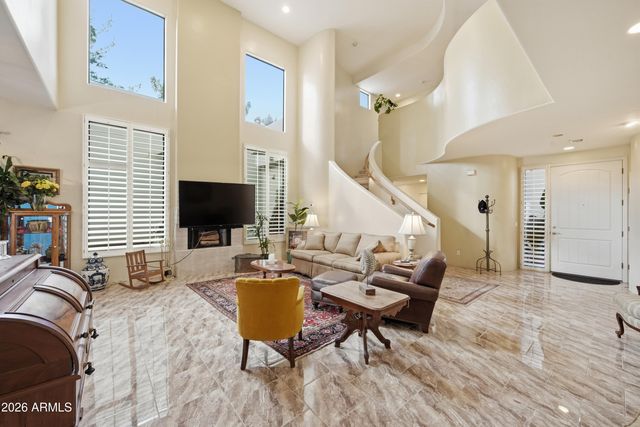 333 N PENNINGTON Drive N 2, Chandler, AZ 85224