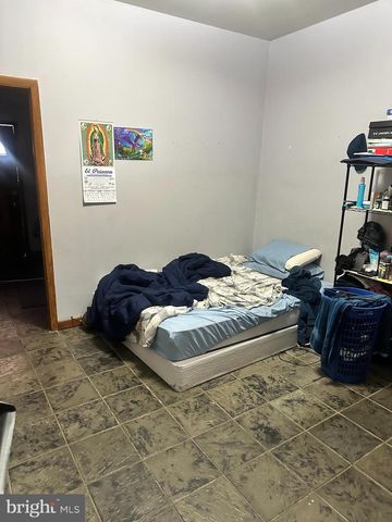 1176 S 10TH ST, Philadelphia, PA 19147