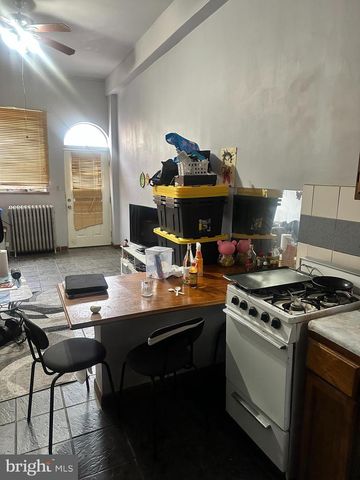 1176 S 10TH ST, Philadelphia, PA 19147