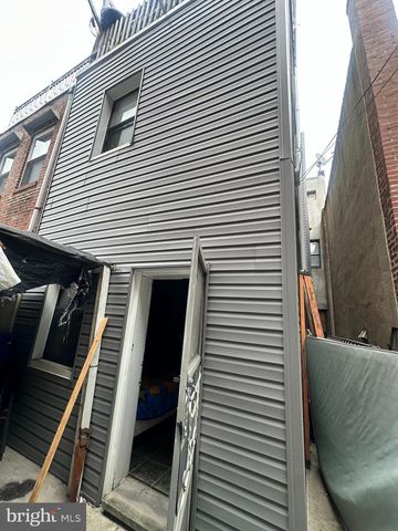 1176 S 10TH ST, Philadelphia, PA 19147