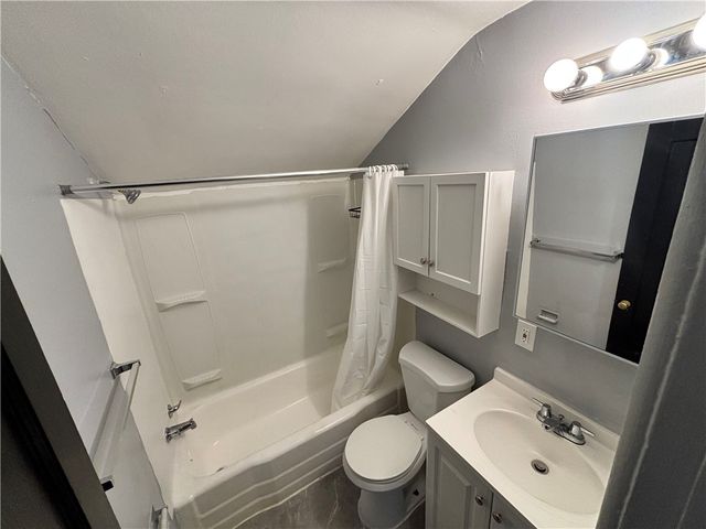 8156 Chaske St, Verona, PA 15147