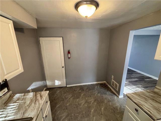 8156 Chaske St, Verona, PA 15147