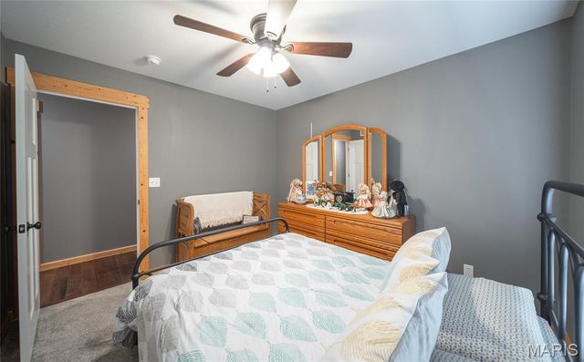 21005 Halifax Drive, St Robert, MO 65584