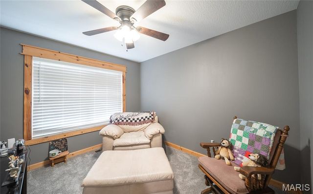 21005 Halifax Drive, St Robert, MO 65584