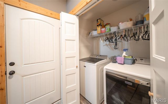 21005 Halifax Drive, St Robert, MO 65584